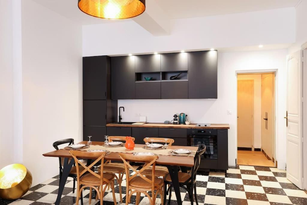 L'Hotel Particulier, 120M2, Hypercentre, Wifi / Conciergeriedamecarcas Carcassonne Eksteriør bilde
